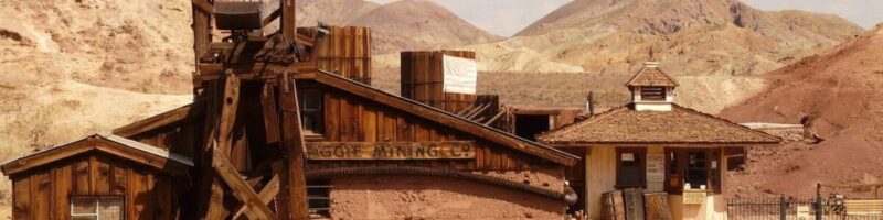 A weathered wooden building in a desert ghost town, symbolizing a "Ghost Site" that lacks a digital presence and search visibility.
